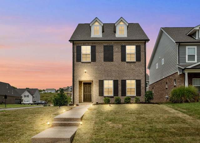 Property at 101 Santa Rosa Dr, Gallatin, TN 37066, 3 beds, 2.5 baths