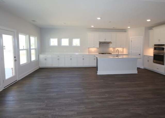 Property at 205 Sugar Berry Court East, Lebanon, TN 37087, 4 beds, 2.5 baths