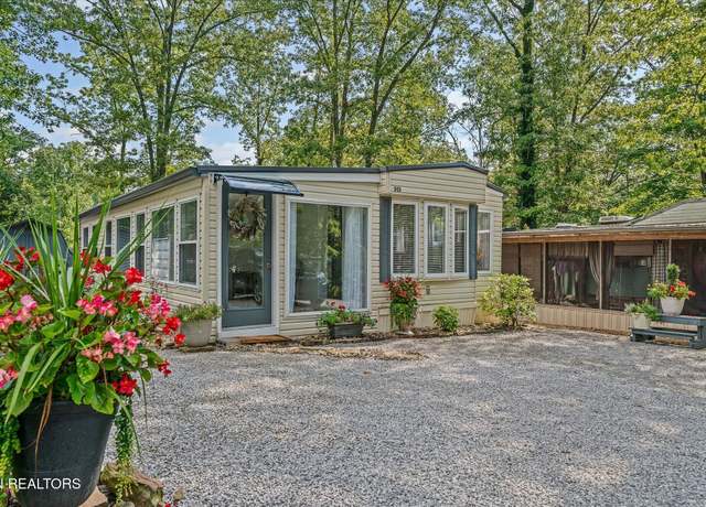 Property at 57 Apache Trl, Crossville, TN 38572, 2 beds, 1 bath