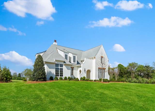Property at 6034 Frazier Park Ln, Brentwood, TN 37027, 5 beds, 5 baths