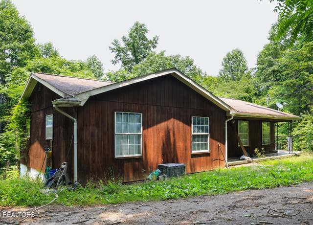 Property at 188 Green Ln, Powell, TN 37849, 4 beds, 2 baths