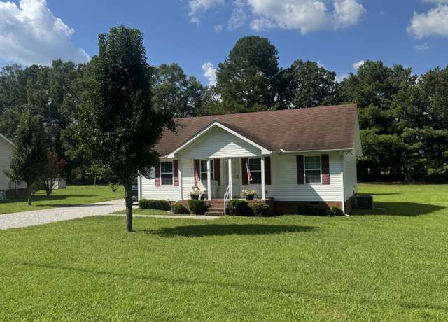Property at 96 Rogers Dr, Manchester, TN 37355, 3 beds, 2 baths