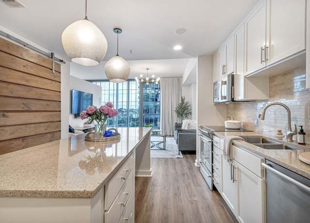 Property at 1212 Laurel St #914, Nashville, TN 37203, 2 beds, 1 bath