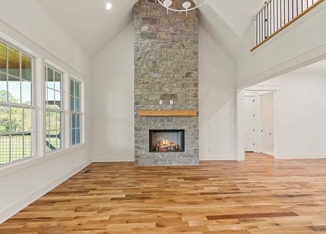 Property at 633 Post Office Rd, Rock Island, TN 38581, 3 beds, 3.5 baths