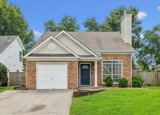 Property at 902 Idlewild Ct, Franklin, TN 37069, 3 beds, 2.5 baths