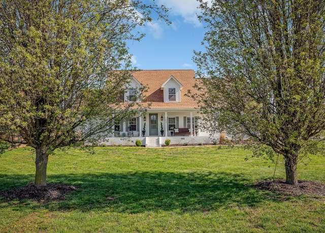 Property at 1798 Pearl Ave, Cookeville, TN 38506, 4 beds, 3.5 baths