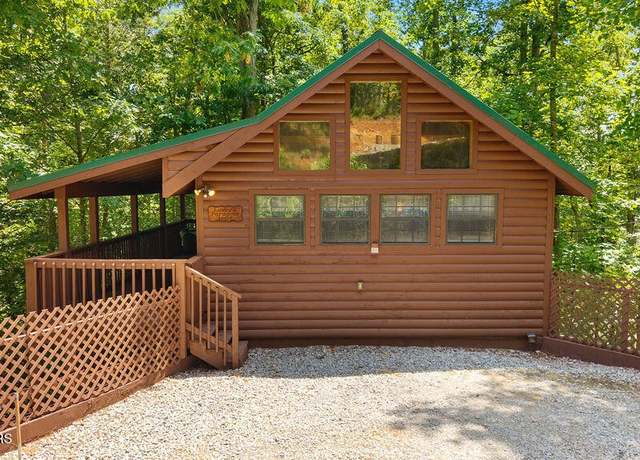 Property at 1607 S Mountain View Rd, Sevierville, TN 37876, 1 bed, 1.5 baths