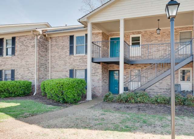 Property at 349 Westfield Dr, Nashville, TN 37221, 2 beds, 2 baths