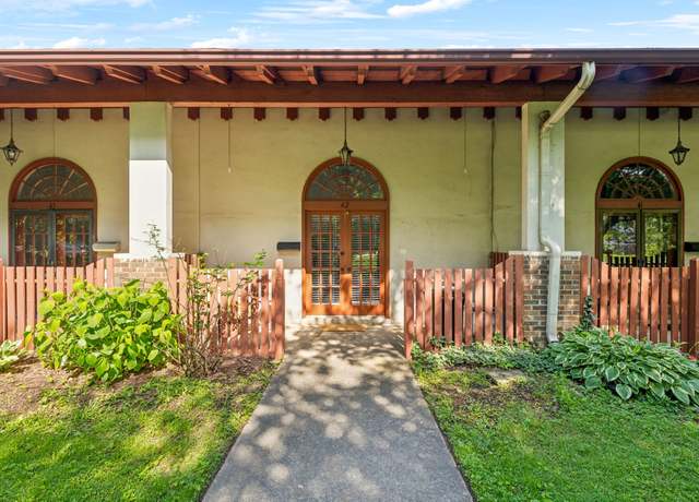 Property at 210 Old Hickory Blvd #42, Nashville, TN 37221, 1 bed, 1.5 baths