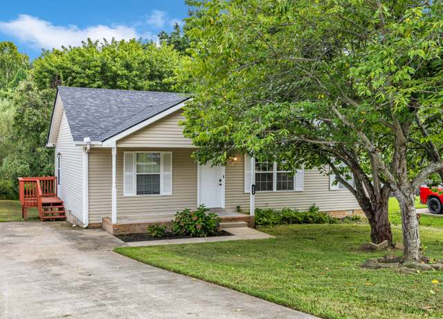 Property at 354 Donna Dr, Clarksville, TN 37042, 3 beds, 2 baths