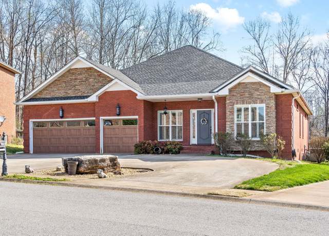 Property at 129 Roanoke Station Cir, Clarksville, TN 37043, 5 beds, 4 baths