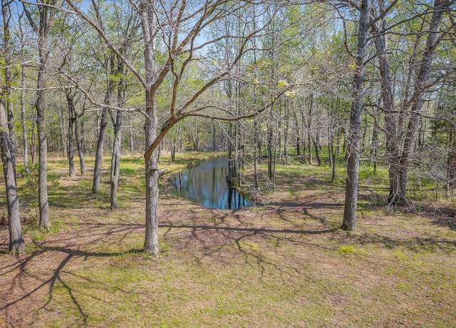 Property at 10157 Manchester Hwy, Morrison, TN 37357, 3 beds, 2 baths