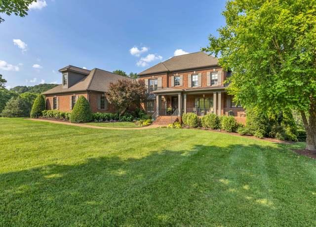 Property at 3630 Bear Creek Ln, Thompsons Station, TN 37179, 4 beds, 4.5 baths