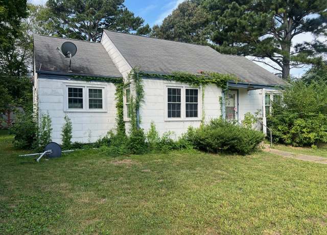 Property at 815 Cedar Ln, Tullahoma, TN 37388, 3 beds, 1 bath
