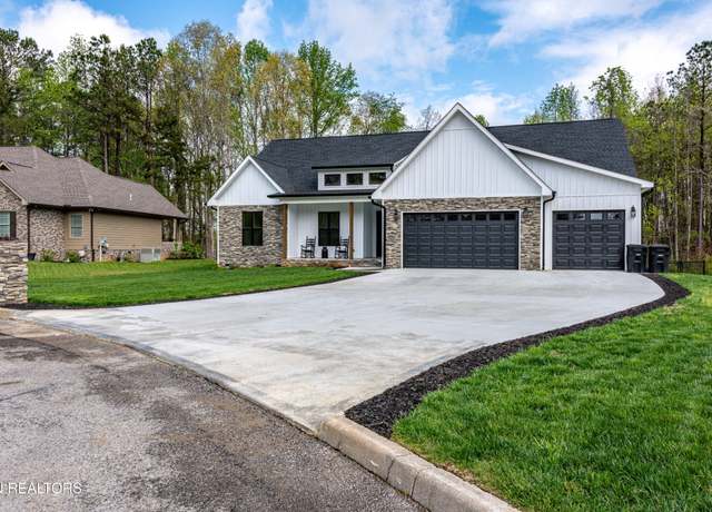 Property at 355 Shadows Lawn Dr, Athens, TN 37303, 4 beds, 2 baths