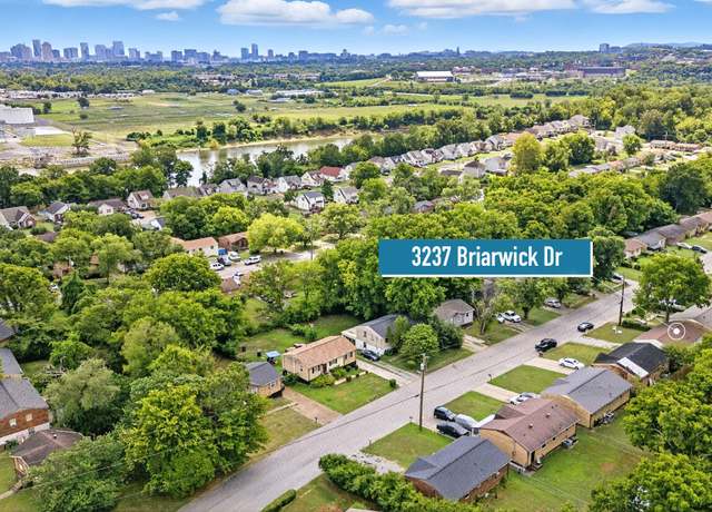 Property at 3237 Briarwick Dr, Nashville, TN 37218, 3 beds, 2 baths