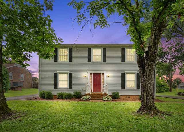 Property at 309 Shawnee Dr, Columbia, TN 38401, 4 beds, 3 baths