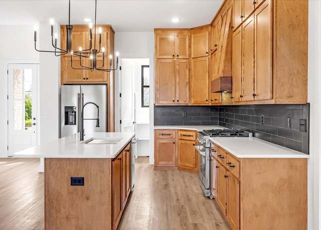 Property at 337 Harvest Farm Lake Rd, Mcminnville, TN 37110, 3 beds, 2 baths