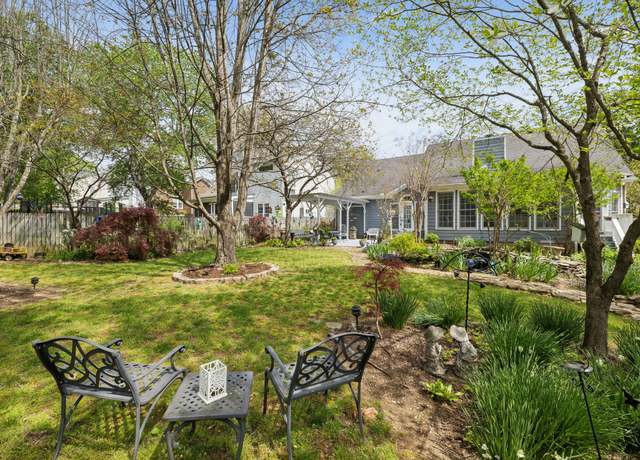Property at 4909 Stonemeade Dr, Nashville, TN 37221, 4 beds, 2.5 baths