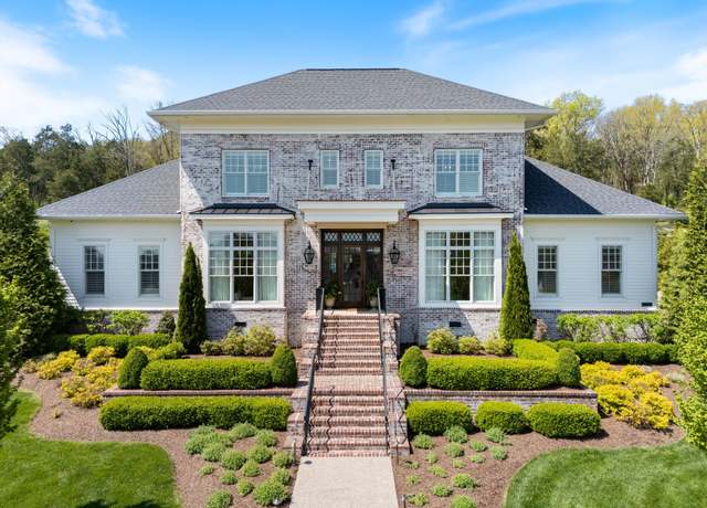 Property at 1420 Amesbury Ln, Franklin, TN 37069, 5 beds, 6 baths