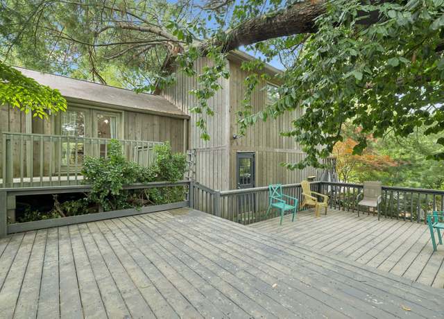 Property at 104 Robin Springs Rd, Nashville, TN 37220, 3 beds, 2 baths