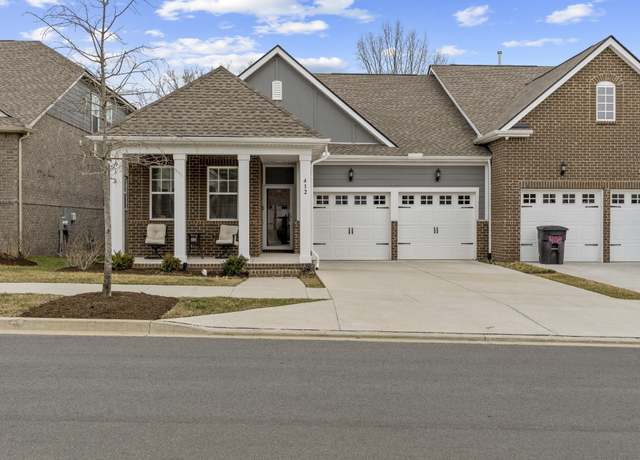 Property at 412 Gingerwood Ln, Hendersonville, TN 37075, 2 beds, 2 baths