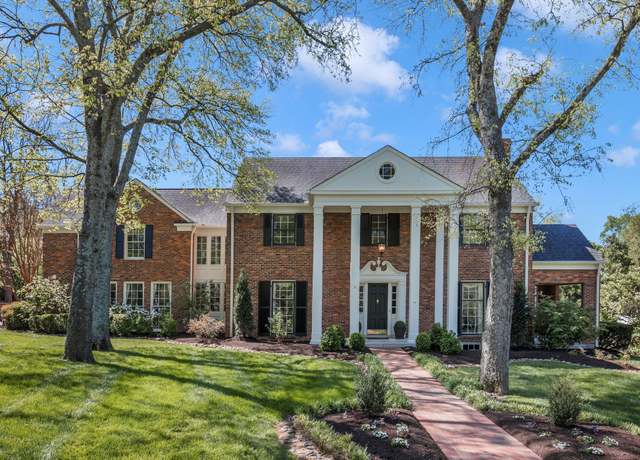 Property at 2433 Golf Club Ln, Nashville, TN 37215, 4 beds, 4.5 baths