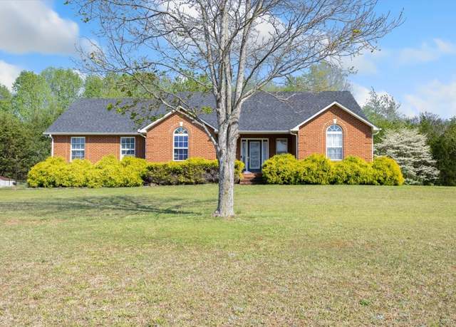 Property at 144 Lake Villa Cir, Morrison, TN 37357, 3 beds, 2 baths