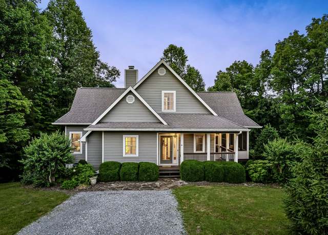 Property at 195 Summer Breeze Dr, Smithville, TN 37166, 4 beds, 3 baths