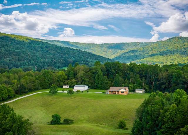 Property at 3828 Blue Springs Rd, Sparta, TN 38583, 3 beds, 2.5 baths