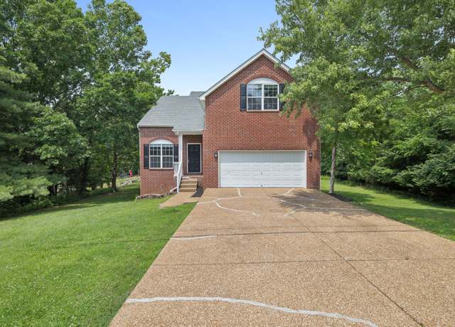 Property at 2300 Devonshire Dr, Old Hickory, TN 37138, 3 beds, 2.5 baths