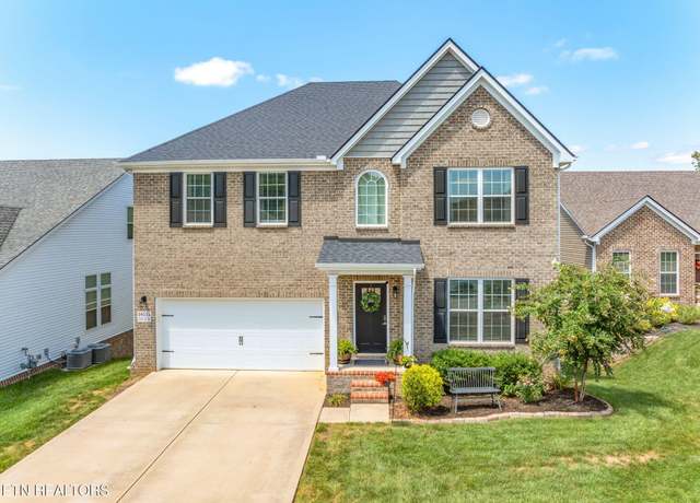 Property at 10515 Club Car Ln, Knoxville, TN 37932, 6 beds, 3.5 baths