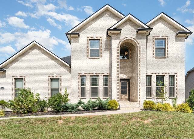 Property at 308 Young Ln, Pleasant View, TN 37146, 5 beds, 4 baths