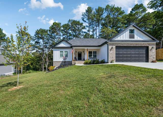 Property at 75 Battleview Dr, Ringgold, GA 30736, 3 beds, 2 baths