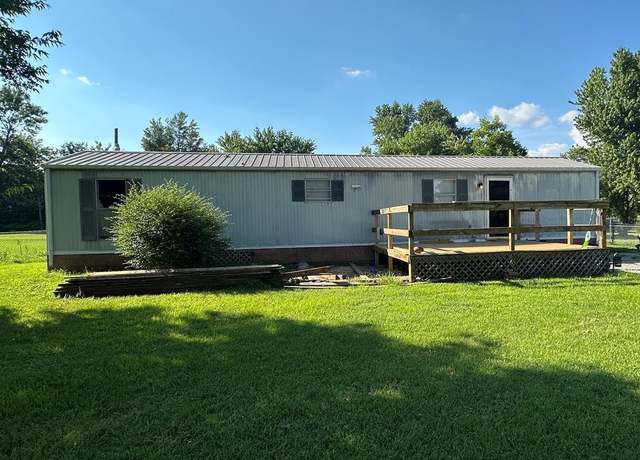 Property at 200 Lewis Rd, Crofton, KY 42217, 2 beds, 1.5 baths