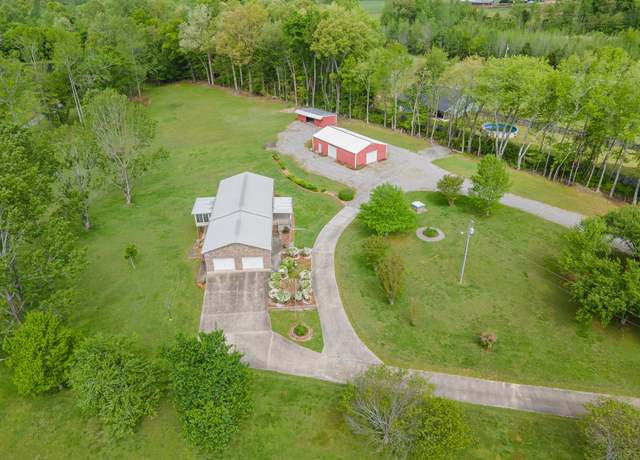 Property at 9 Frame Ln, Kelso, TN 37348, 2 beds, 3 baths