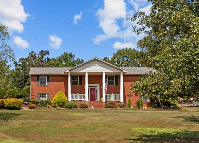 Property at 499 River Oaks Dr, New Johnsonville, TN 37134, 3 beds, 2 baths