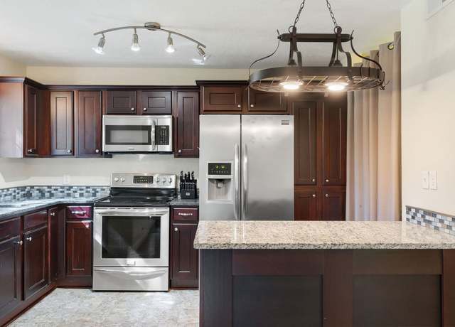 Property at 5510 Country Dr #20, Nashville, TN 37211, 3 beds, 2.5 baths