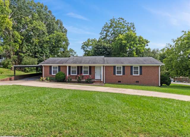 Property at 435 Forest St, Lewisburg, TN 37091, 3 beds, 1.5 baths