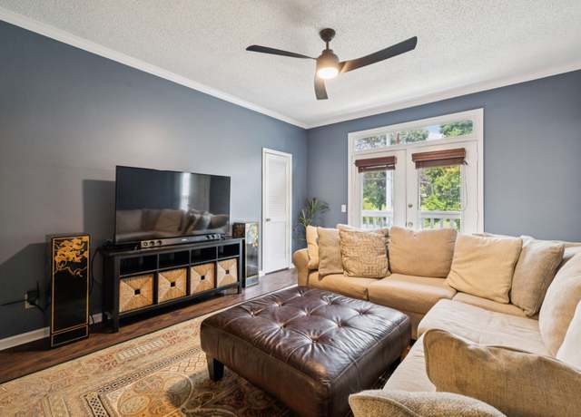 Property at 2081 Stokes Ln, Nashville, TN 37215, 2 beds, 2 baths