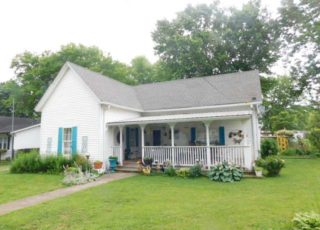 Property at 203 Portland Blvd, Portland, TN 37148, 3 beds, 2 baths