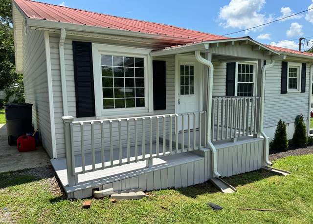 Property at 310 W End Ave, Mcminnville, TN 37110, 3 beds, 2 baths
