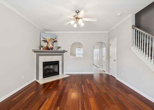 Property at 1101 Downs Blvd #160, Franklin, TN 37064, 2 beds, 1.5 baths