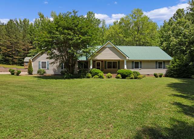 Property at 170 Maple Wood Dr, Camden, TN 38320, 3 beds, 2 baths