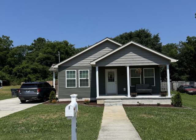 Property at 409 Kiwanis Ave, Fayetteville, TN 37334, 3 beds, 2 baths