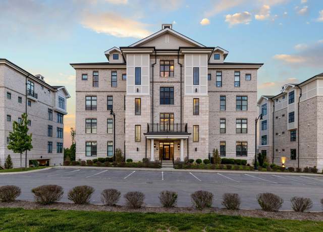 Property at 1024 Club View Dr Unit E303, Gallatin, TN 37066, 3 beds, 2 baths