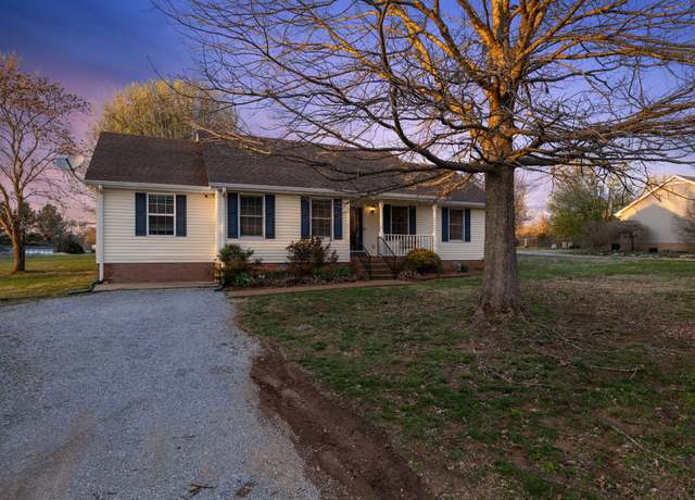Property at 331 Creighton Ln, Lebanon, TN 37087, 3 beds, 2 baths