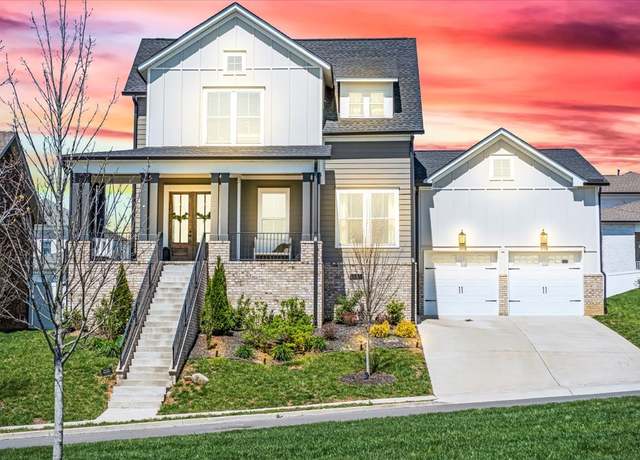 Property at 555 Snap Dragon Ln, Hendersonville, TN 37075, 4 beds, 3.5 baths