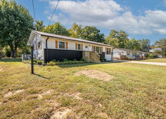 Property at 530 N Main St, Loretto, TN 38469, 4 beds, 2 baths