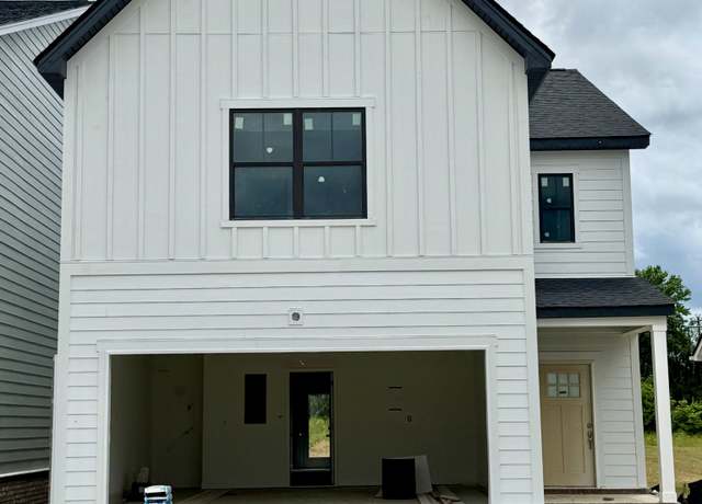 Property at 558 Twyla Dr, Lebanon, TN 37087, 3 beds, 2.5 baths